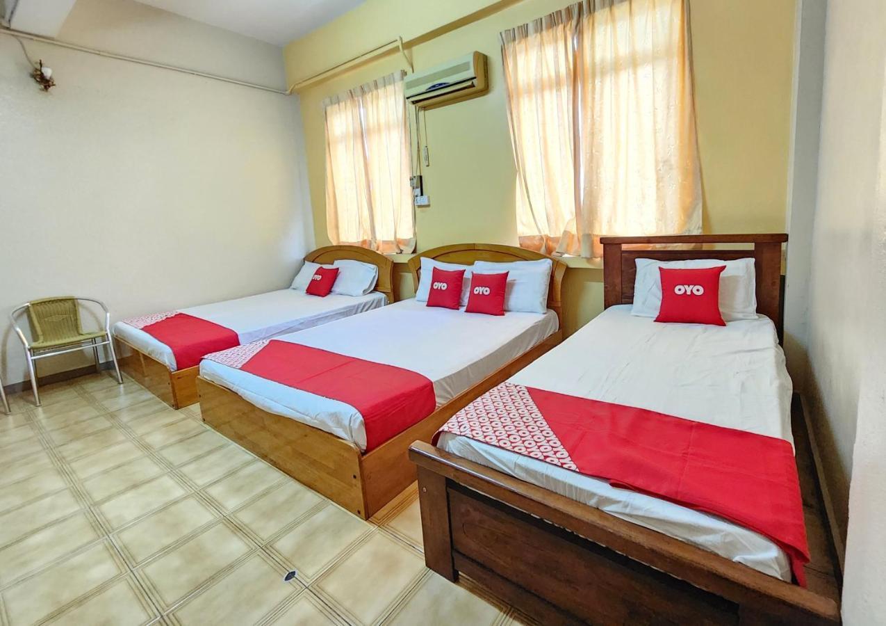 Oyo 90743 Hotel Ban Cheong Кангар Экстерьер фото
