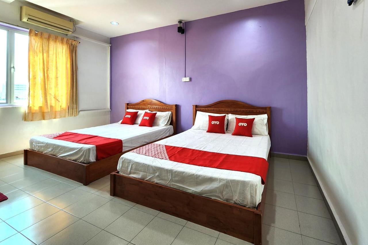 Oyo 90743 Hotel Ban Cheong Кангар Экстерьер фото